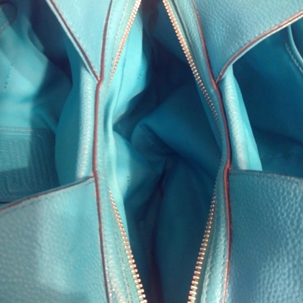 Coach Edie 31 Shoulder Bag Pebble Leather - Picture 9 of 16
